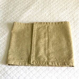 Holiday gold speckled texture fabric table runner
